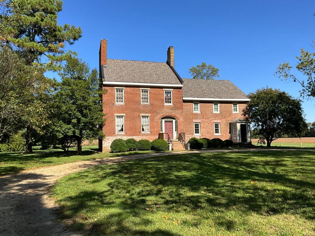 Gallery image of Lansdowne Manor in Centreville