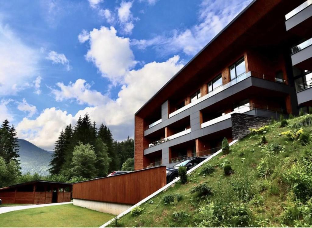 Nespecifikovaný výhled na hory nebo výhled na hory při pohledu z apartmánu
