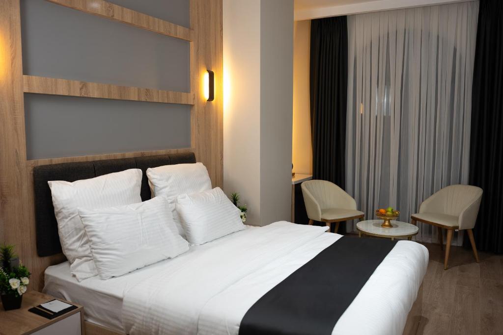 Golden River Hotel By Continent - 1