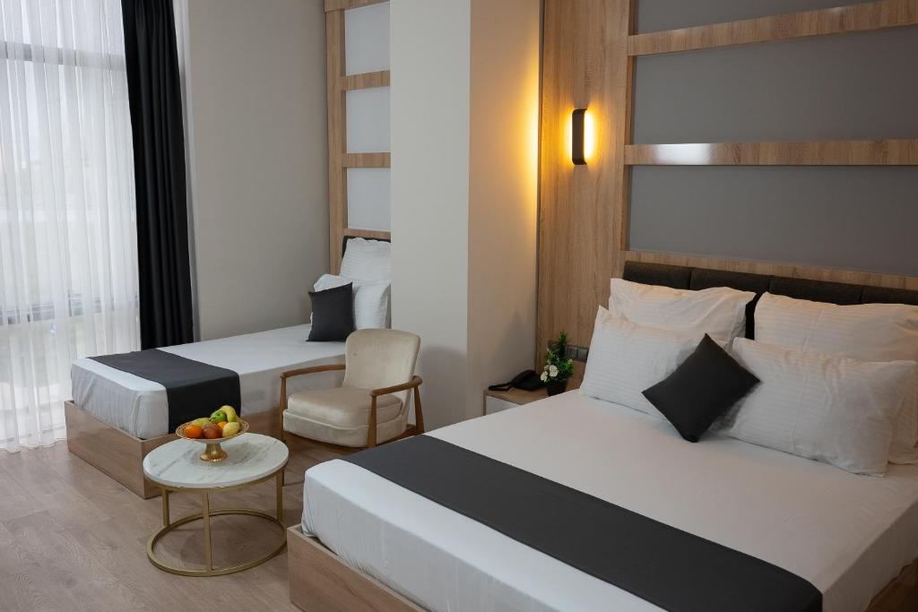 Golden River Hotel By Continent - 12