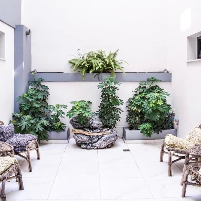 Athens Center luxury Suites 1 - Resim 15