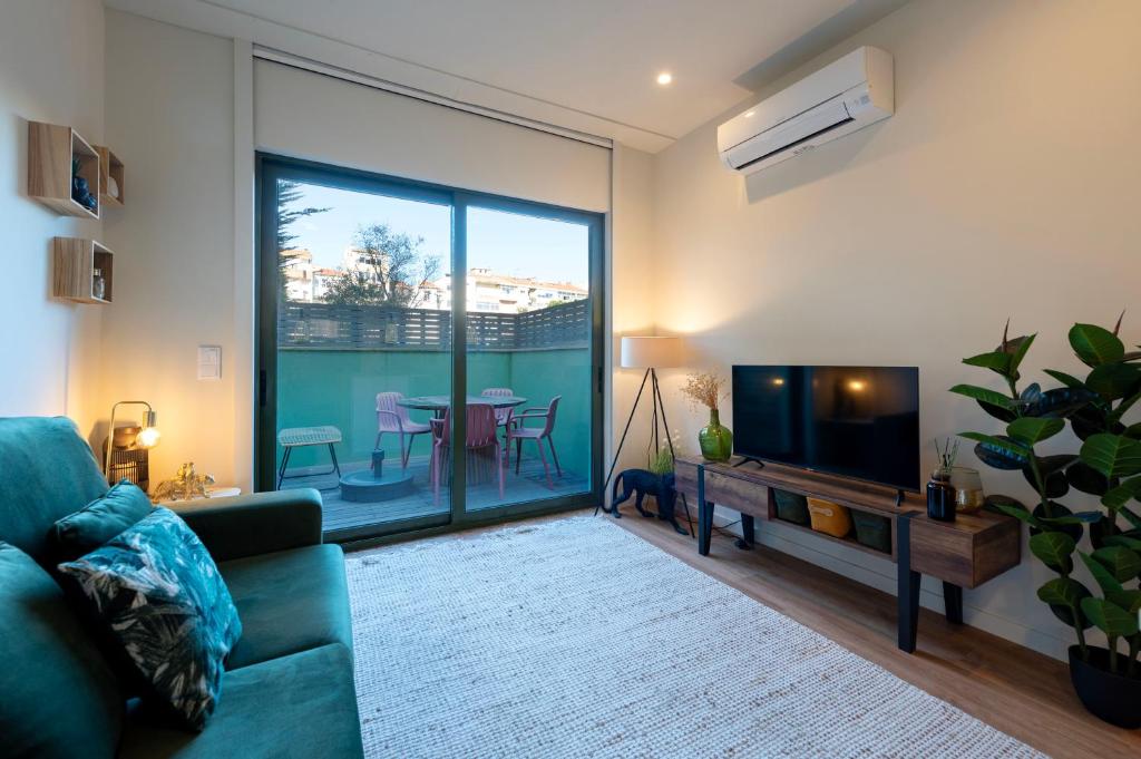 Exotic Flat with Shared Pool & Garden