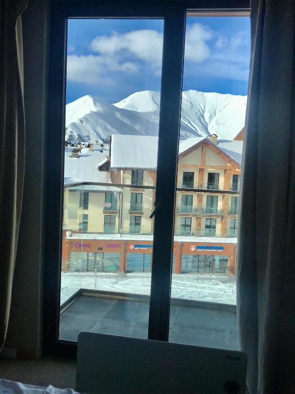 Nespecifikovaný výhled na hory nebo výhled na hory při pohledu z apartmánu
