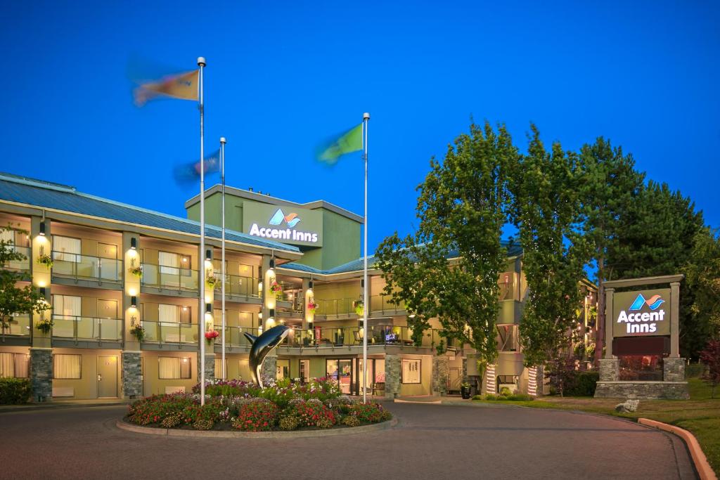 una representación de la parte delantera de un hotel en Accent Inns Victoria, en Victoria