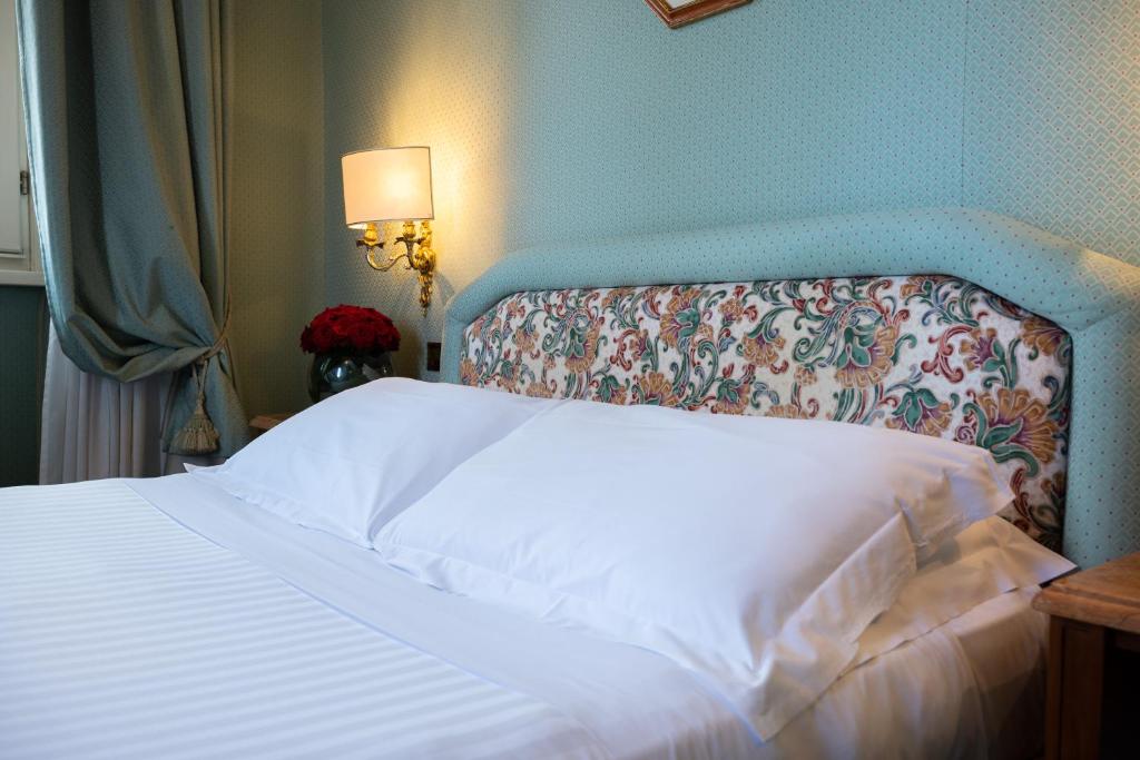 Hotel Mecenate Palace - Resim 11
