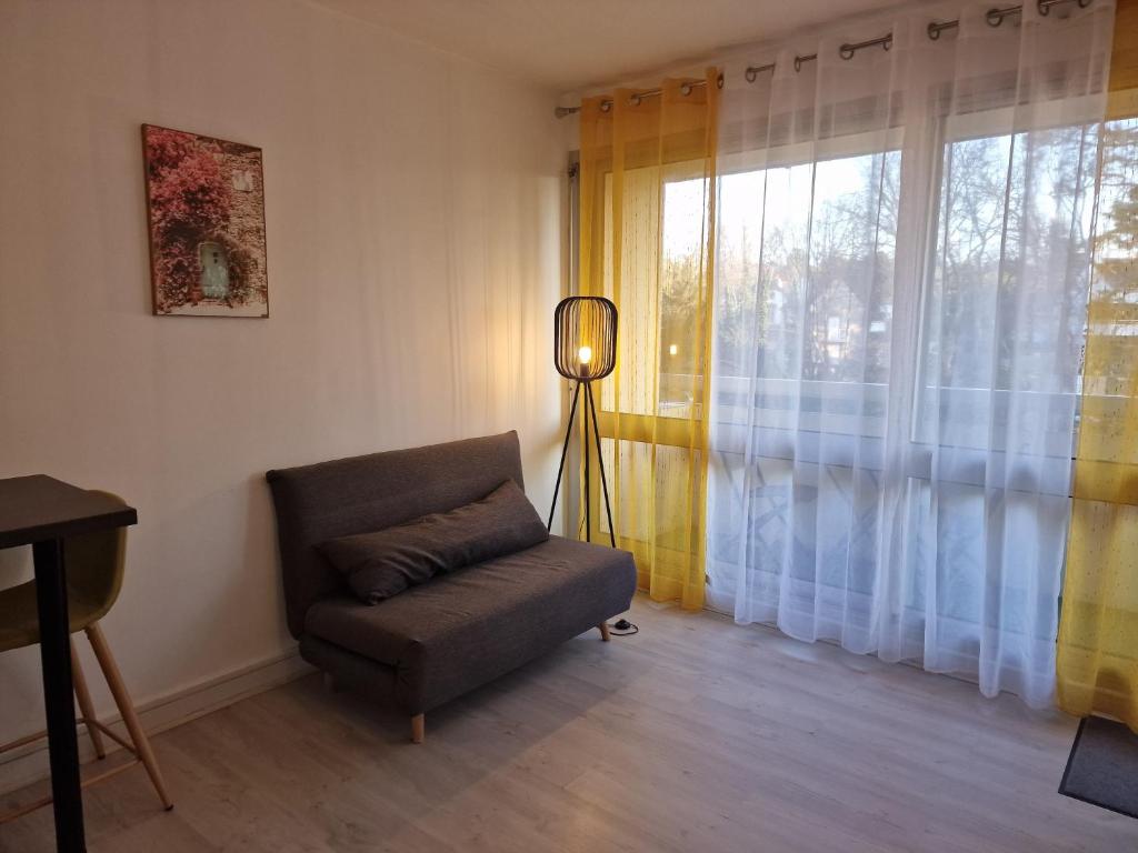 Posezení v ubytování Studio à 100m de la plage