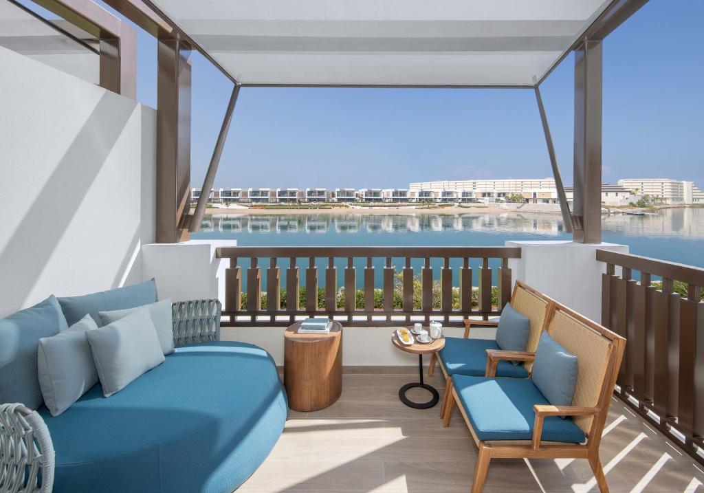 Posezení v ubytování Anantara Mina Ras Al Khaimah Resort