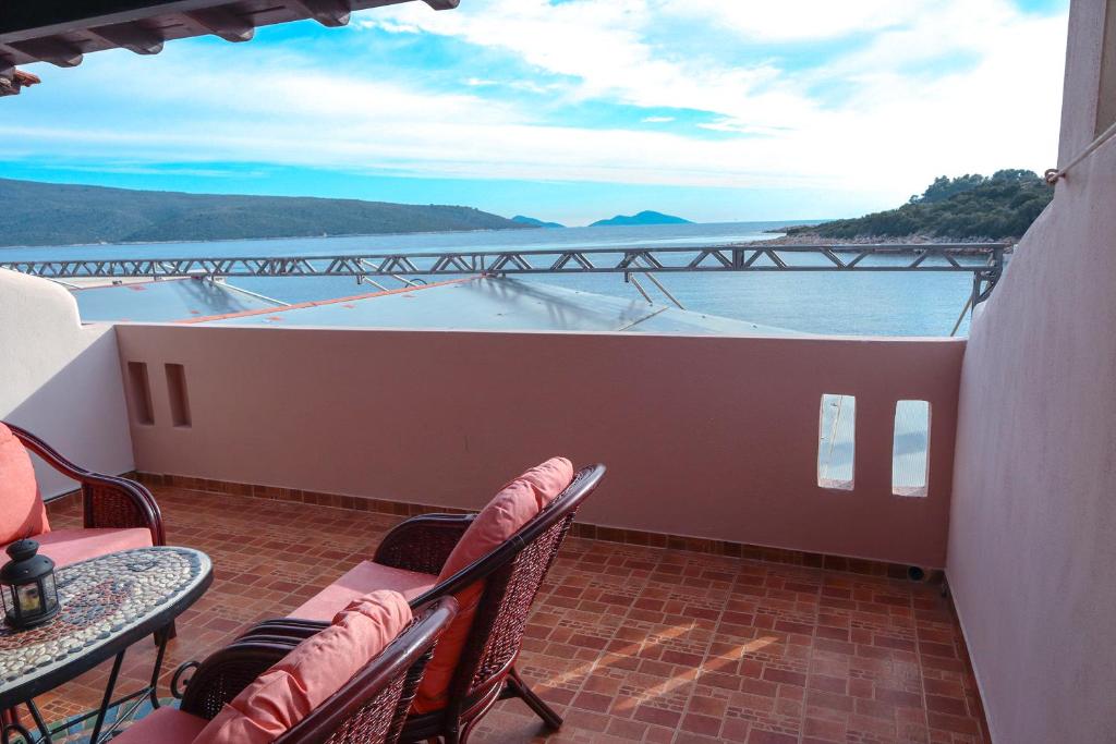 Příroda nedaleko aparthotelu