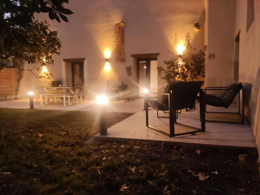 Χώρος καθιστικού στο Maison de ville avec jardin, proche vignoble