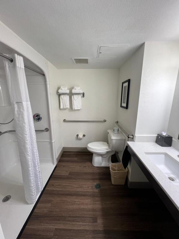 Days Inn by Wyndham Penn State photo