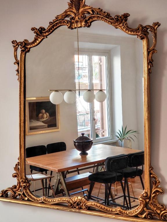 Fotografie z fotogalerie ubytování Casavignoni luxury apartment near to Spanish step v Římě