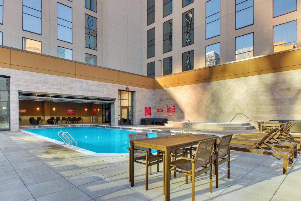Drury Plaza Hotel Nashville Downtown photo