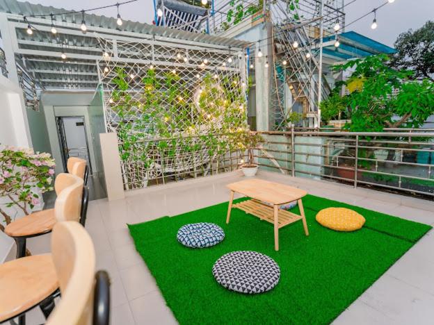 Zahrada ubytování ALOHA SAIGON PREMIUM HOSTEL by Local Travel Experts - Newly opened, Less-touristy location, Spacious rooms, Glass shower bathroom, Free breakfast & Walking Tour