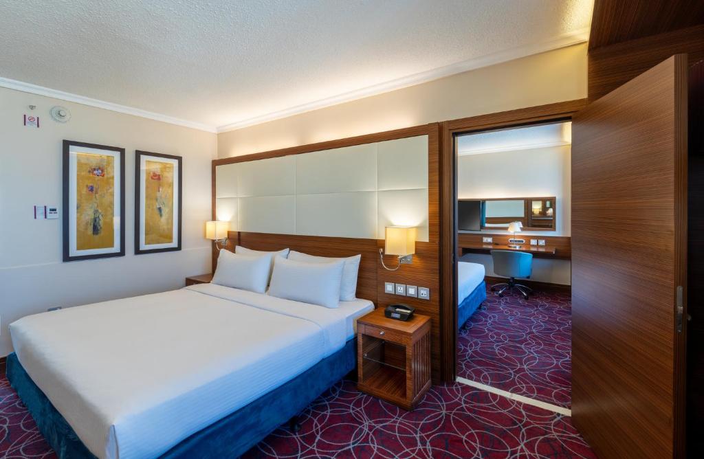 Crowne Plaza Amman by IHG - Royal Suite - Smoking