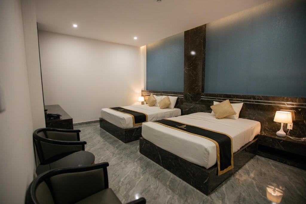 Riverside 1 Hotel - Family Room