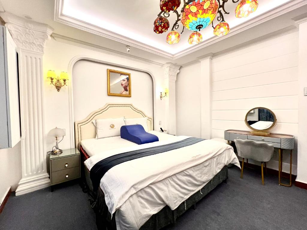 Ein Bett oder Betten in einem Zimmer der Unterkunft Như Bình Hotel