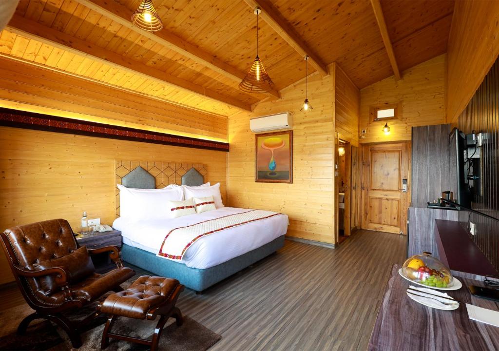 juSTa Cliffend Resort & Spa, Mashobra - Villa