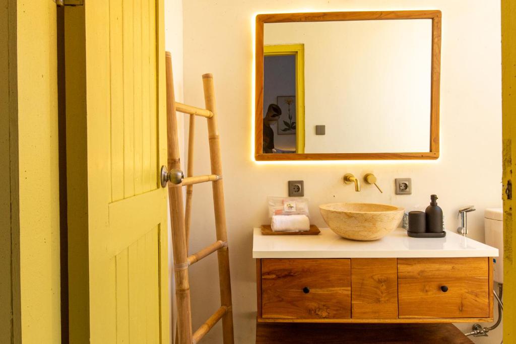 La Roja Bungalows - 13