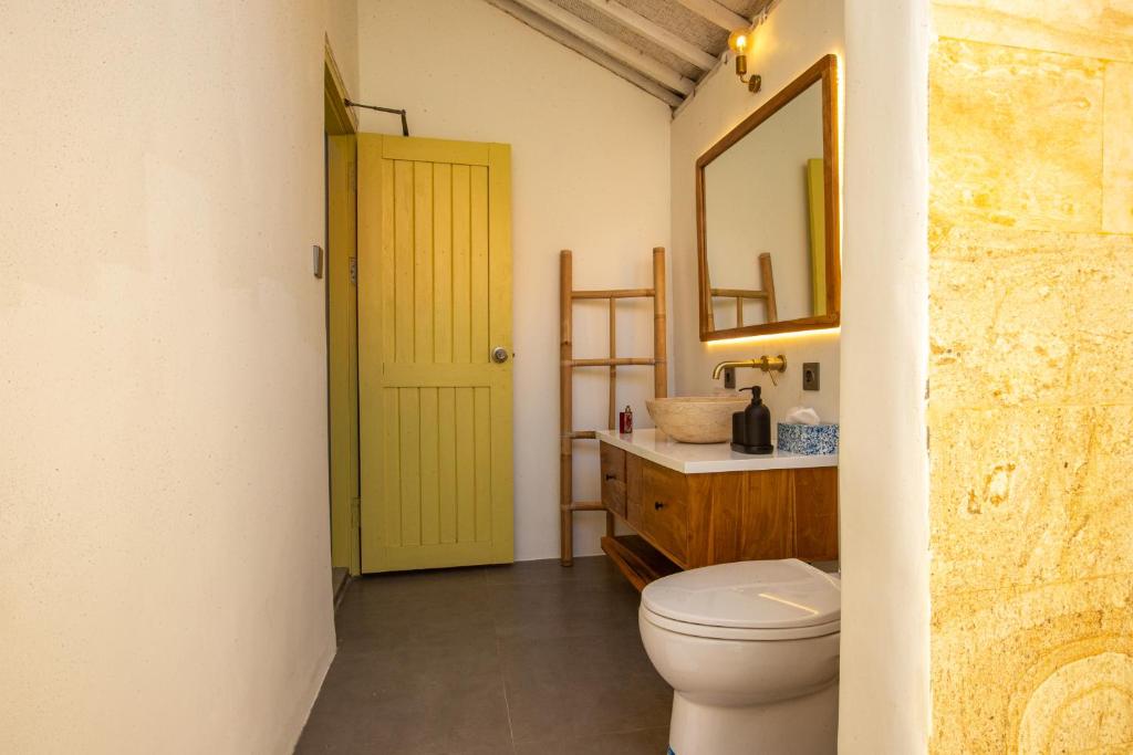 La Roja Bungalows - 14