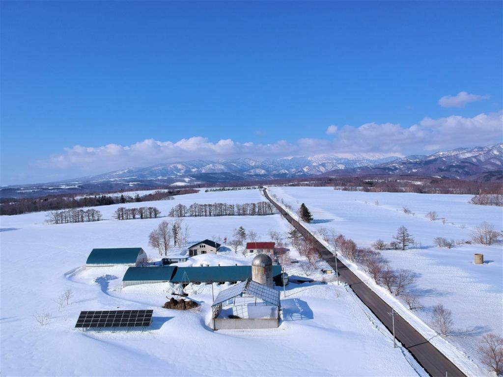 農家民泊せたな牛ハウス v zimě