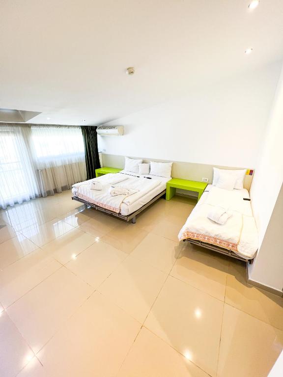 Christina Hotel - Resim 17