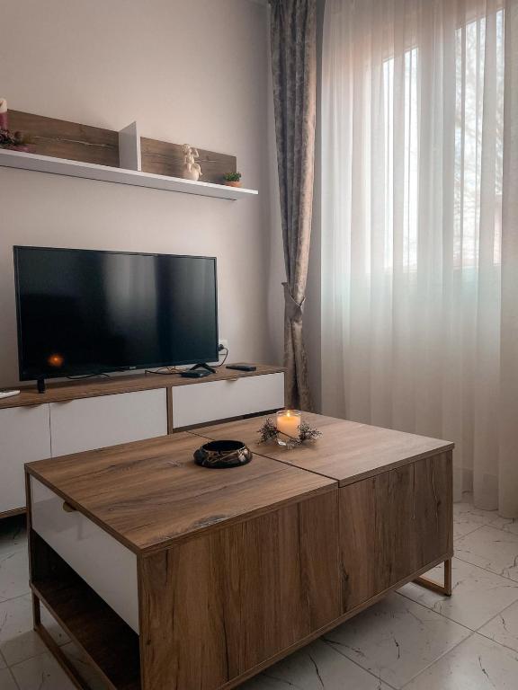 TV a/nebo společenská místnost v ubytování Motel restoran Sunce
