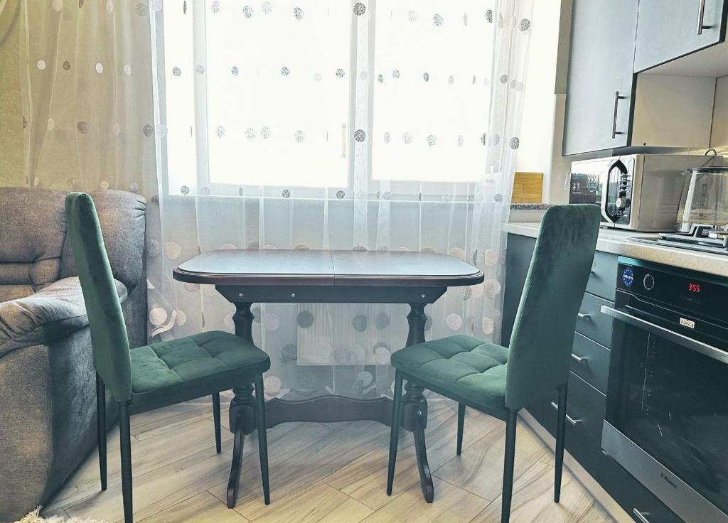 Затишні Апартаменти для Сімейного Відпочинку - Housity