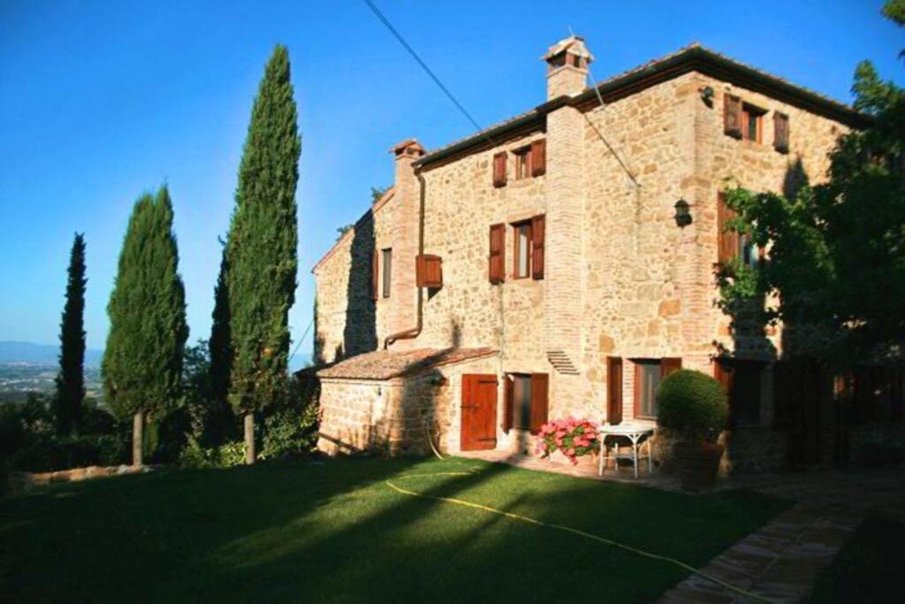 Κήπος έξω από το Podere Gli Oppi Toscana