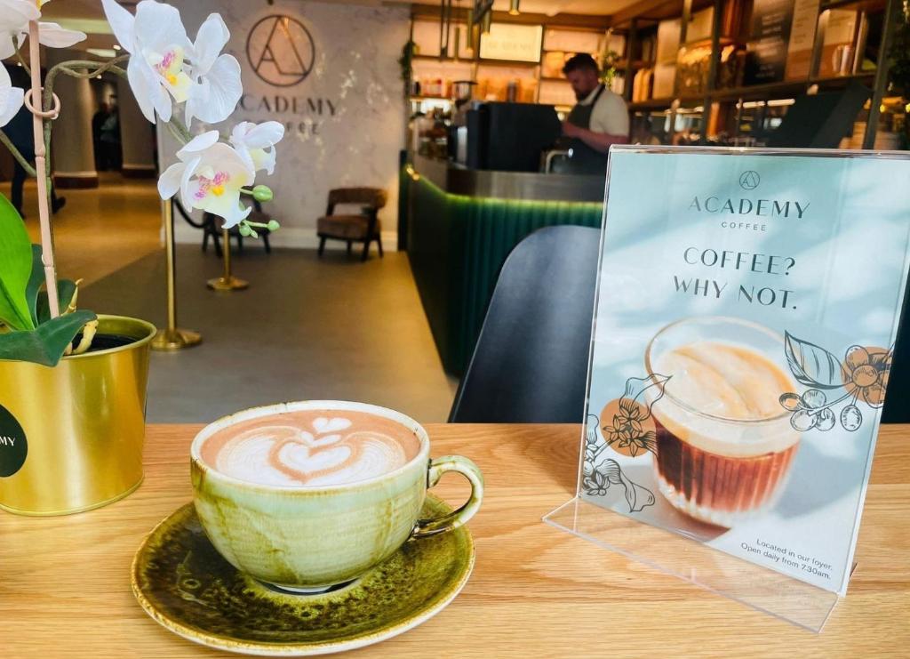 Academy Plaza Hotel - Resim 18