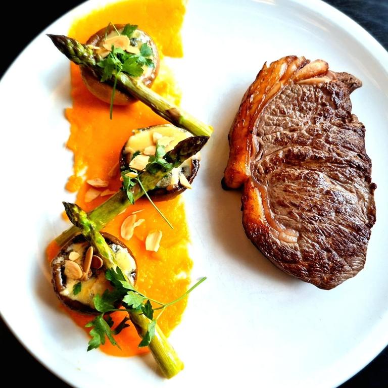 Academy Plaza Hotel - Resim 8