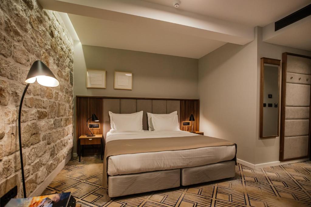 Armerun Heritage Hotel & Residences - 11