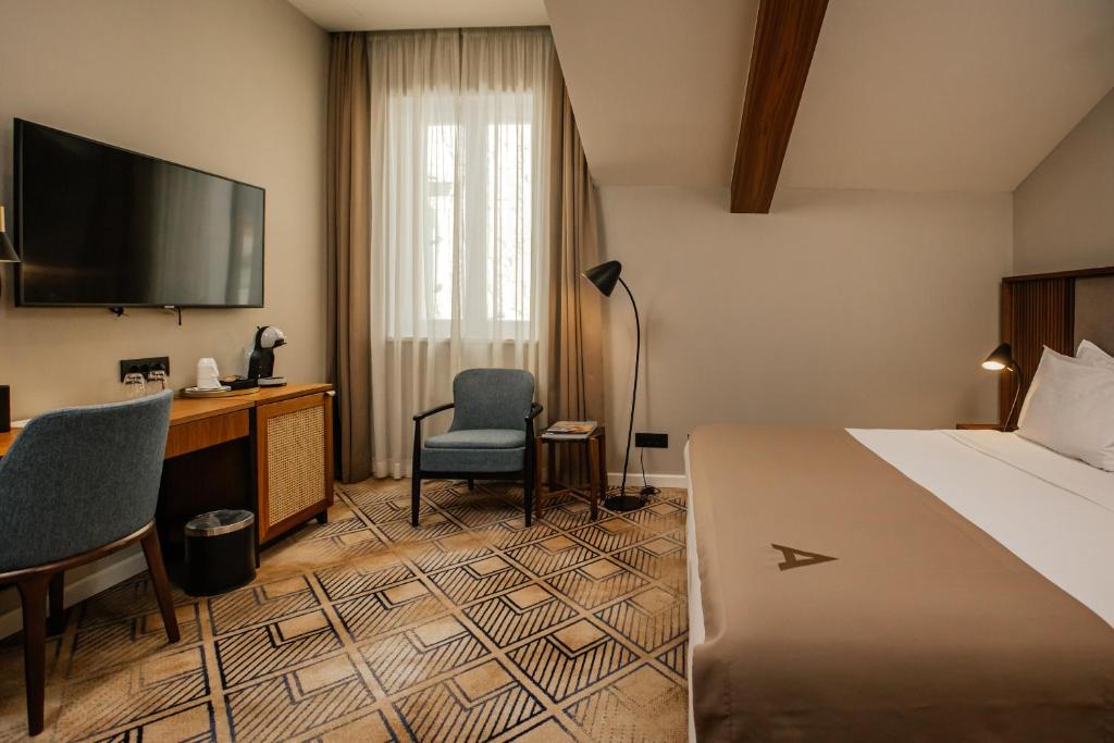 Armerun Heritage Hotel & Residences - 8