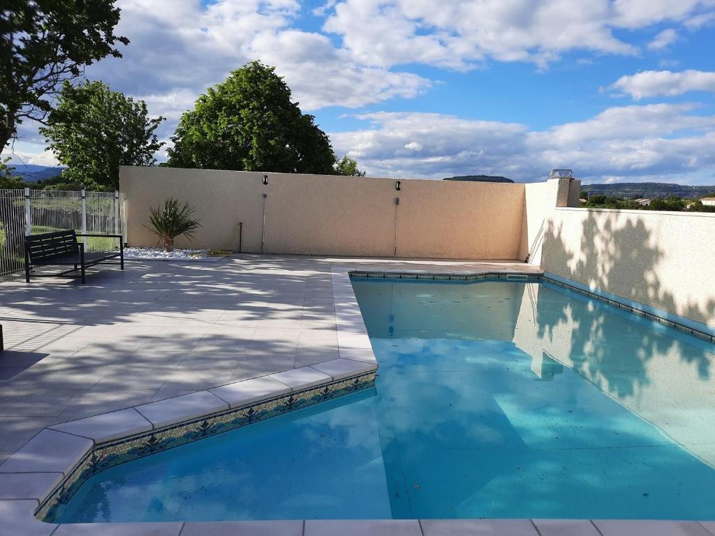 Le Mas de la Chadeniere - One-Bedroom House