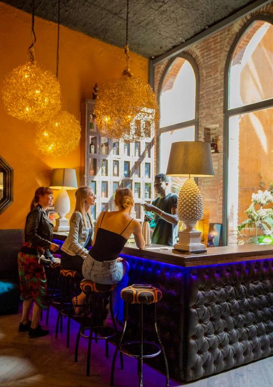 Hotel Lincoln Lounge - Resim 13