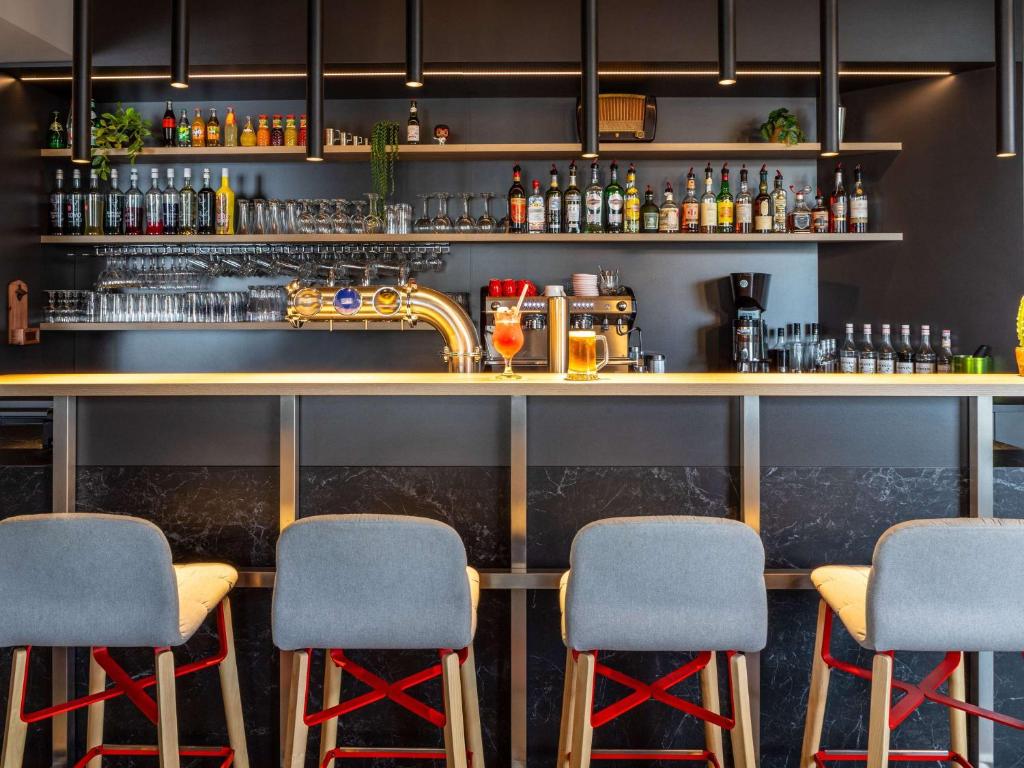 Lounge nebo bar v ubytování ibis Compiegne