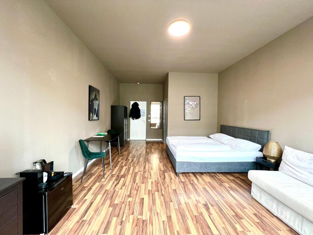 N8 ROOMS - by Leipzig Suites - Resim 30