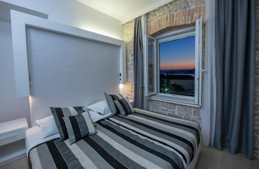 
Deluxe Double or Twin Room with Sea View
