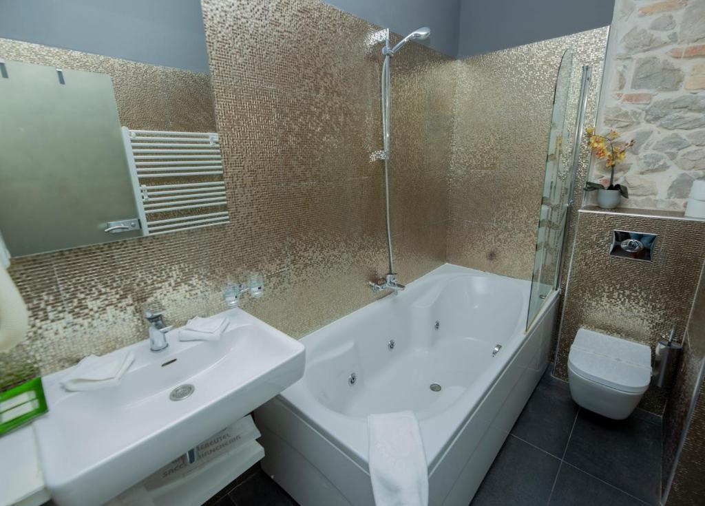 A Heritage Split - Resim 27