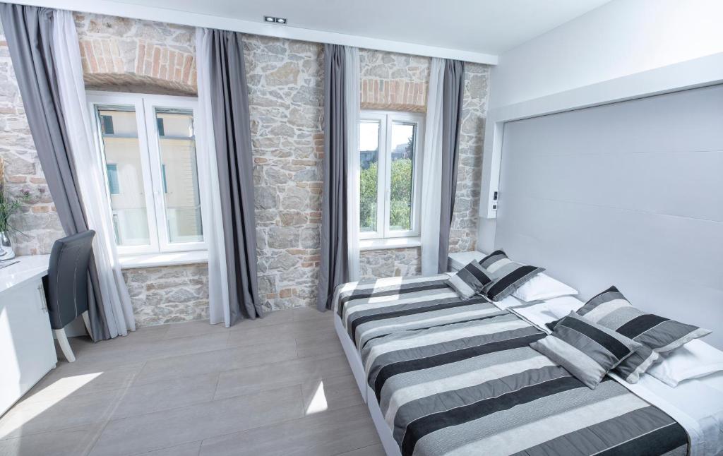 A Heritage Split - Resim 9