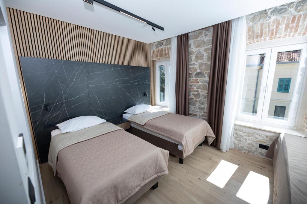 A Heritage Split - Resim 37