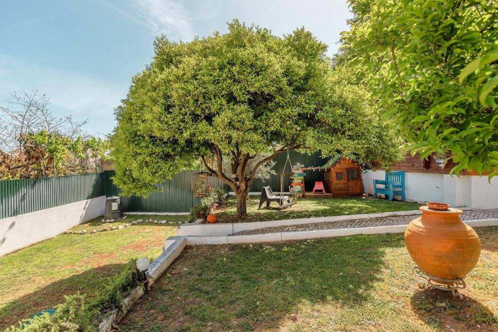 Zahrada ubytování Algés Village Casa 4 by Lisbon-Coast vacation