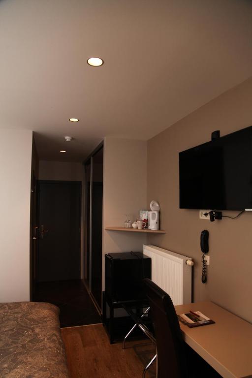 TV a/nebo společenská místnost v ubytování Hotel Callecanes