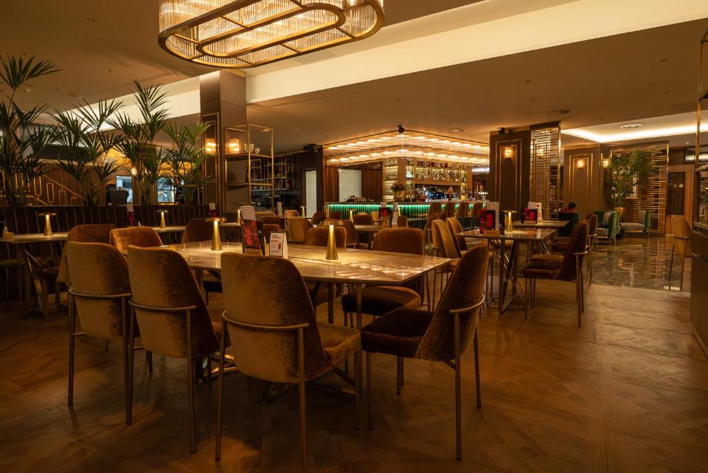 Restaurace v ubytování ART Hotel Rotterdam-Fully Renovated