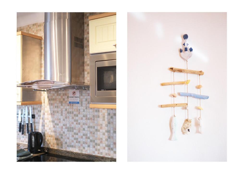 A kitchen or kitchenette at Casa San Valentin con piscina privada