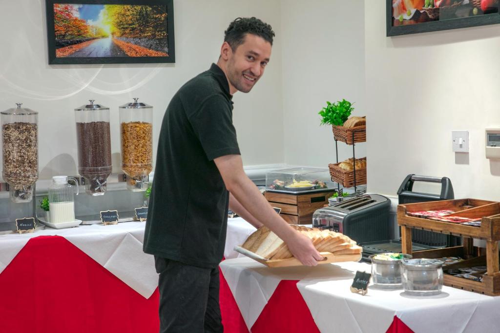 Queensway Hotel, Sure Hotel Collection by Best Western - Resim 14