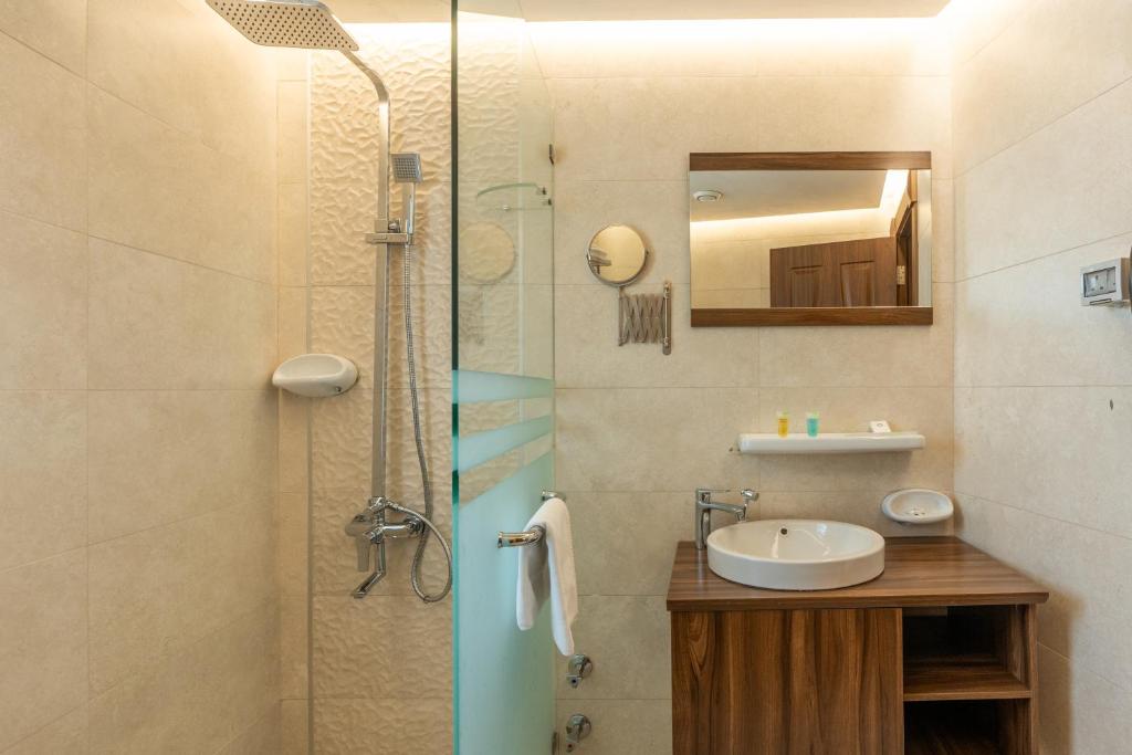 Al Salam Hotel - Standard Twin Room