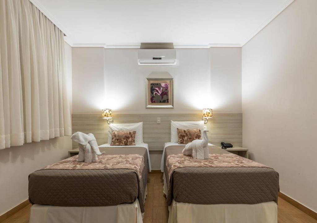 Habitación Superior con 2 Camas Individuales