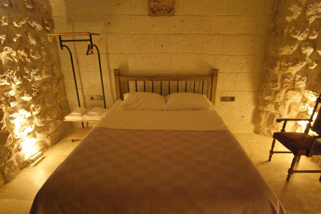 Euphoria Cave House - 4