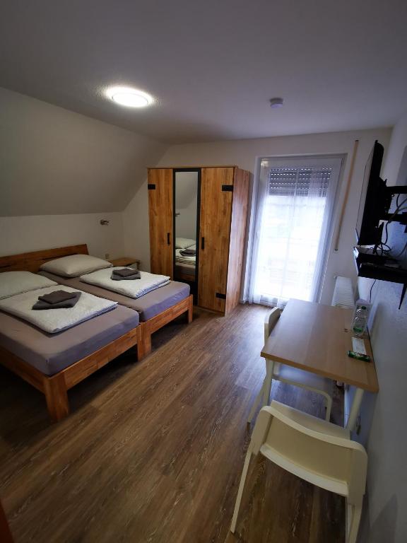 Landhaus Herdt - Habitación Doble Con Balcón