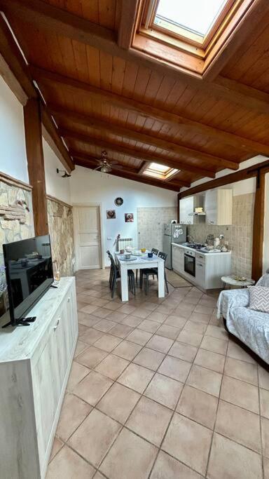 Η κουζίνα ή μικρή κουζίνα στο Casa vacanze profumo di mare